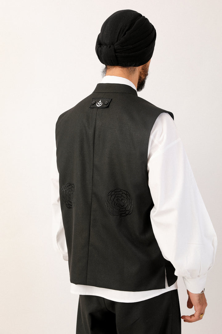 Black Chaar Vest